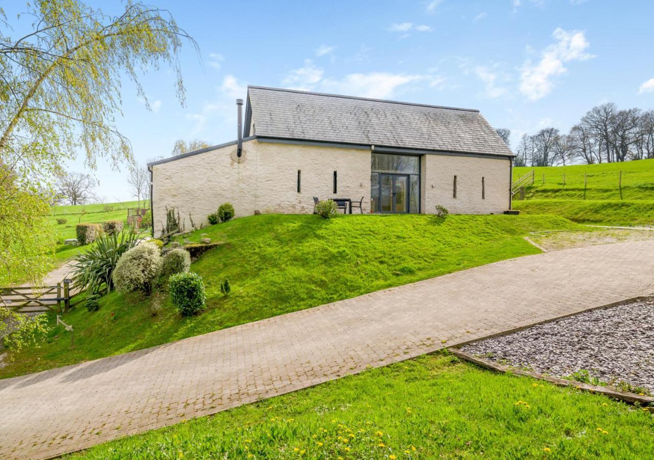 Ferienwohnung Usk Barn Llanbadoc Exterior foto